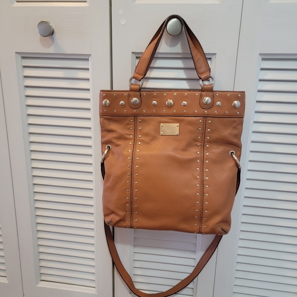 Michael Kors Satchel/Shoulder/Messenger/crossbody Tan studded purse